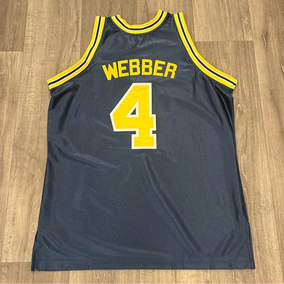 Mitchell & Ness Michigan Chris Webber Authentic Jersey retail $300 - Picture 6 of 11